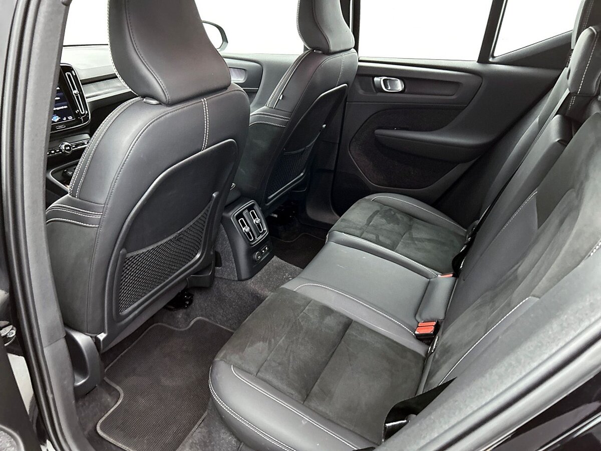 46647302 volvo xc40 1 5 t5 plus dark 03