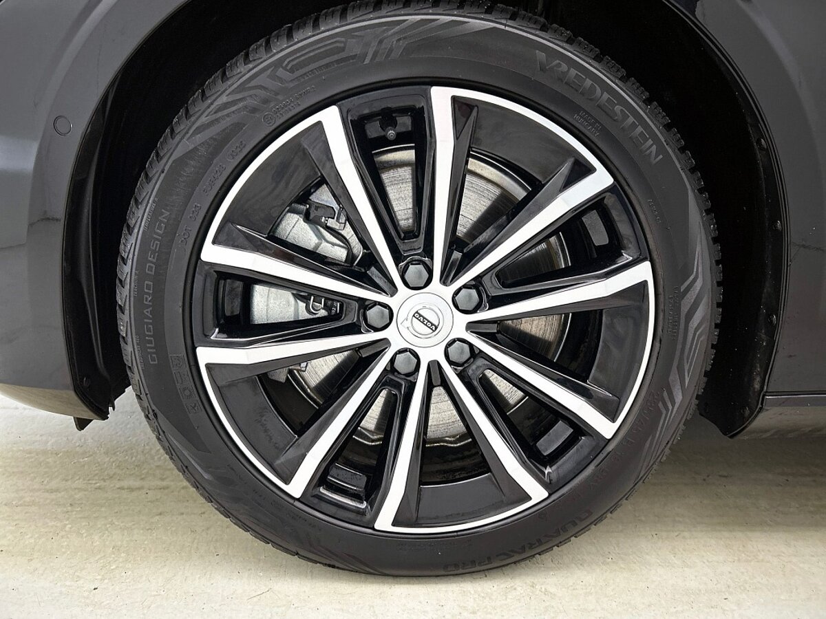 49294915 volvo v60 2 0 t6 awd plus dark 8 02