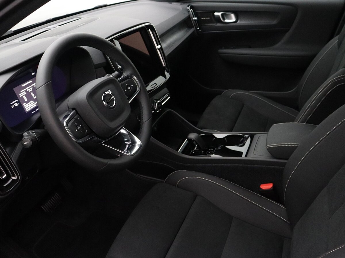 41742567 volvo c40 extended plus 82 kwh 5 15