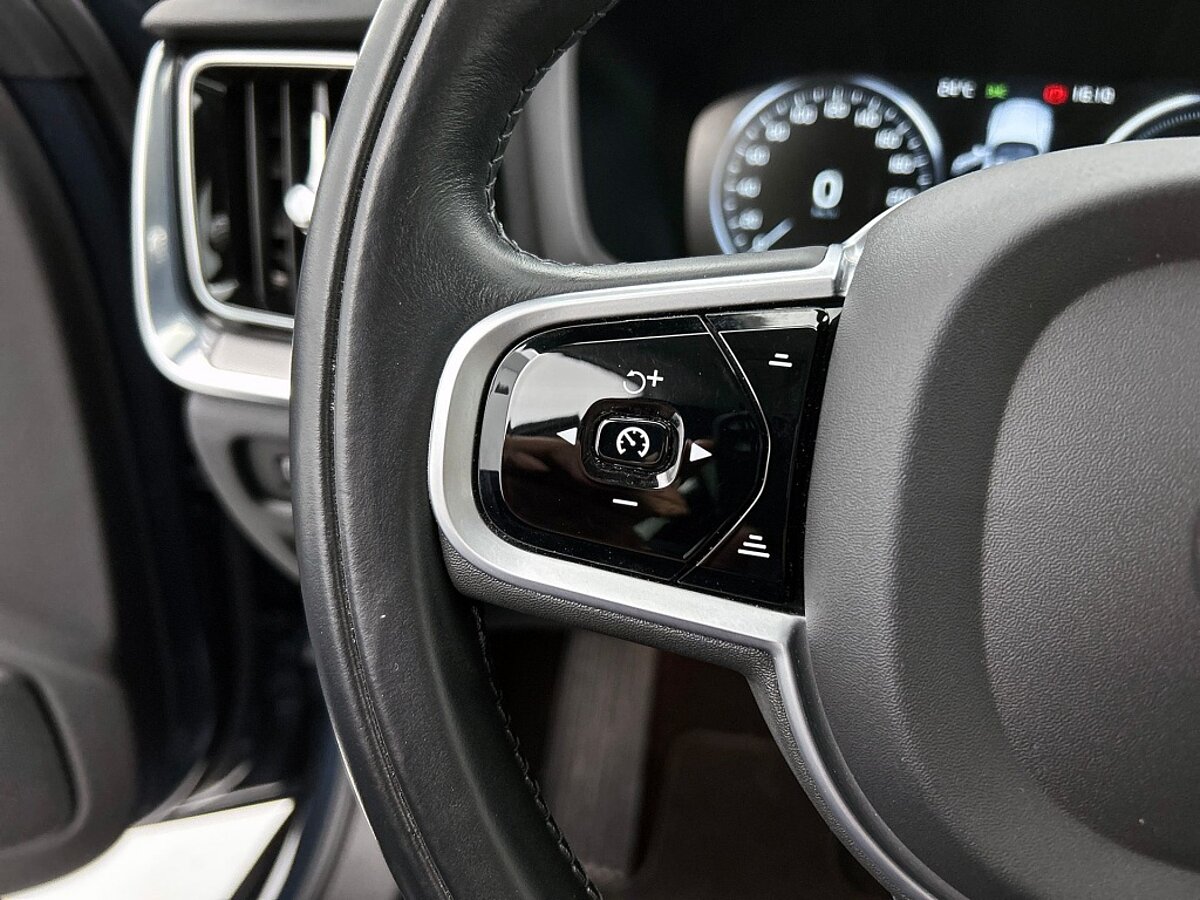 46031465 volvo v60 2 0 t6 inscription camera pilot assist blis 2d800b