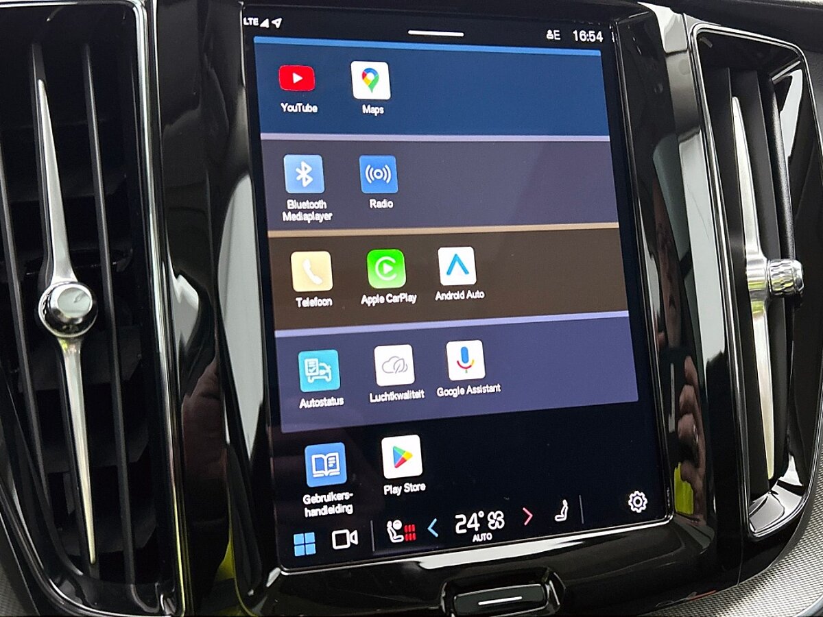 47588242 volvo xc60 2 0 t6 plug in hybrid awd ultimate dark 360 camera adative e41c45