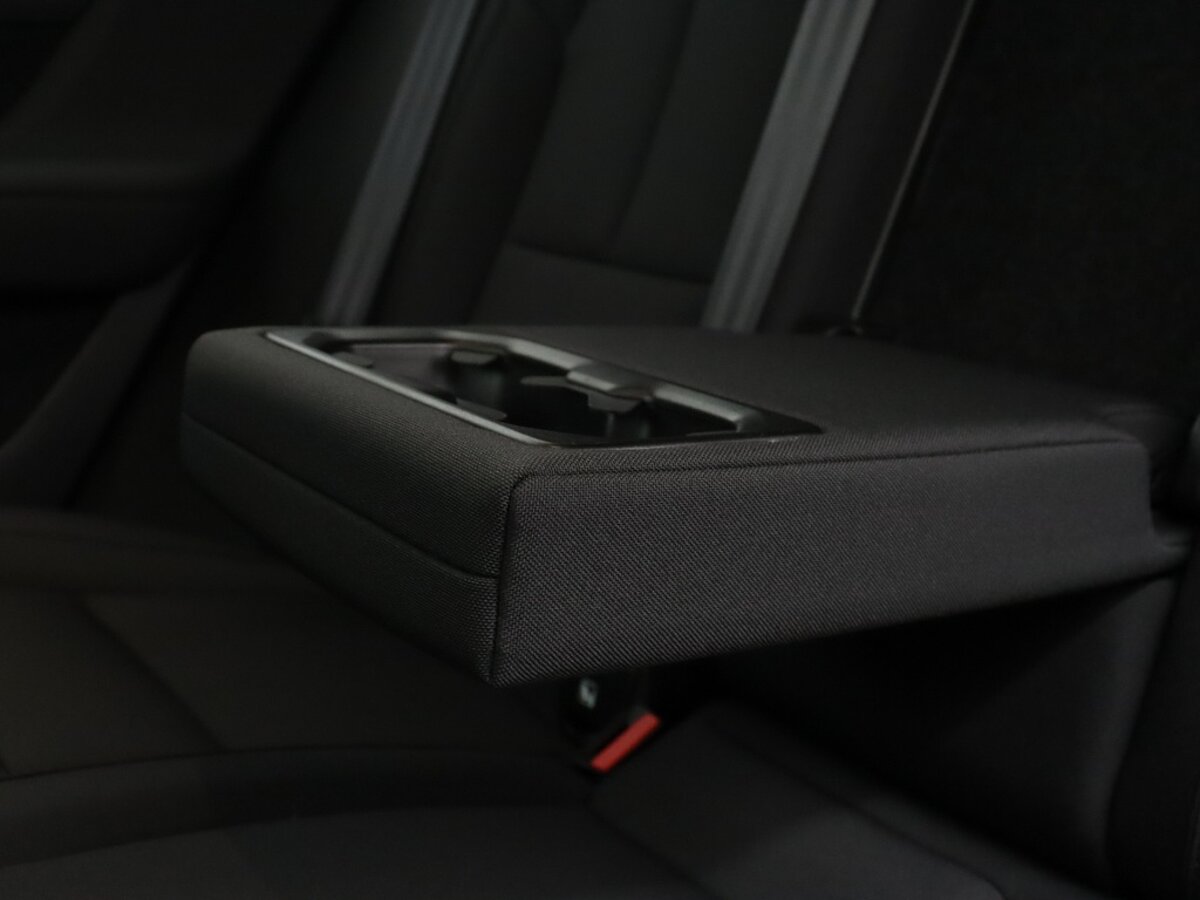 35013438 volvo xc40 1 5 t5 recharge inscription cb1da1