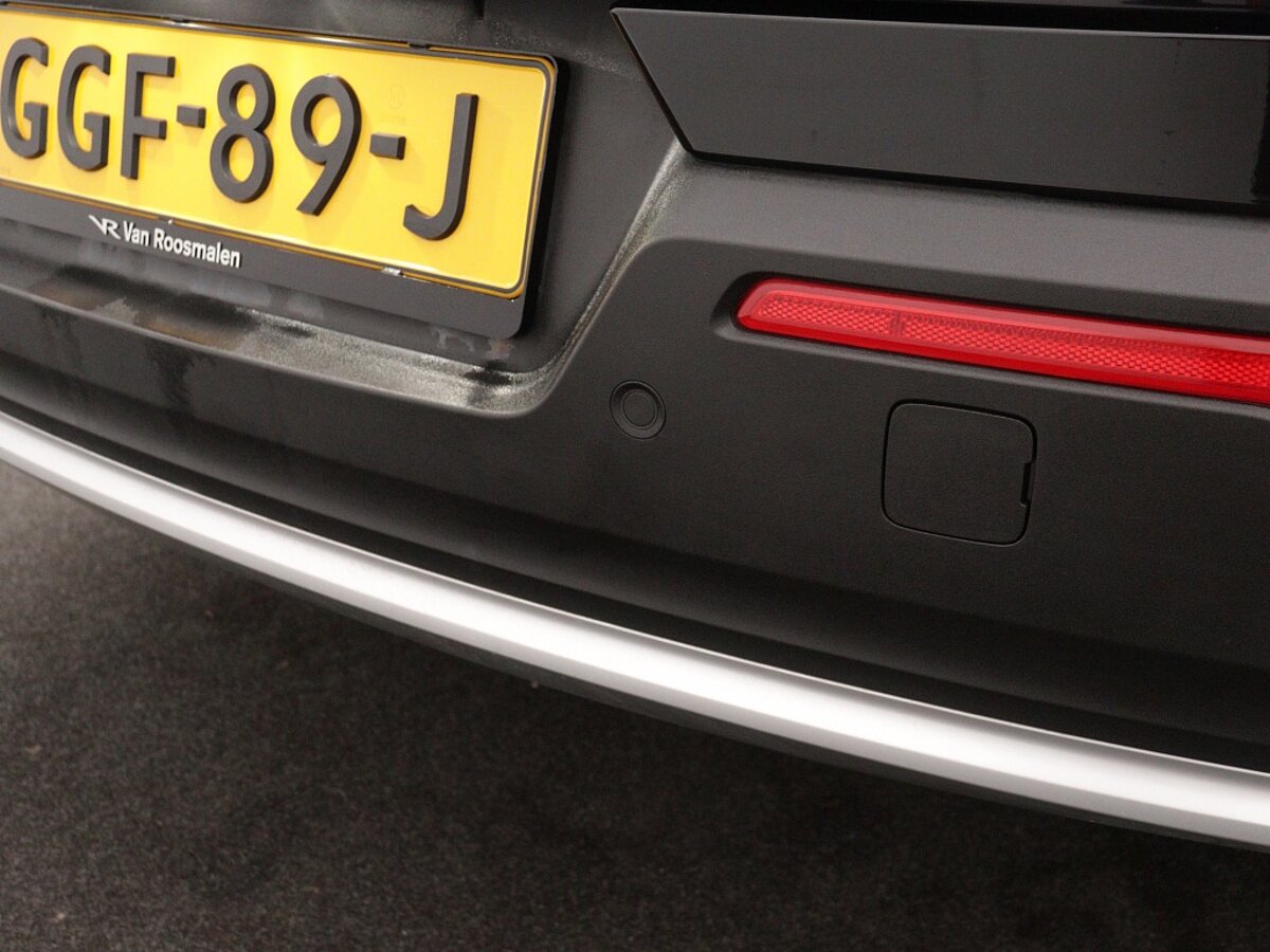 43888100 volvo xc40 2 0 b3 essential d04c82