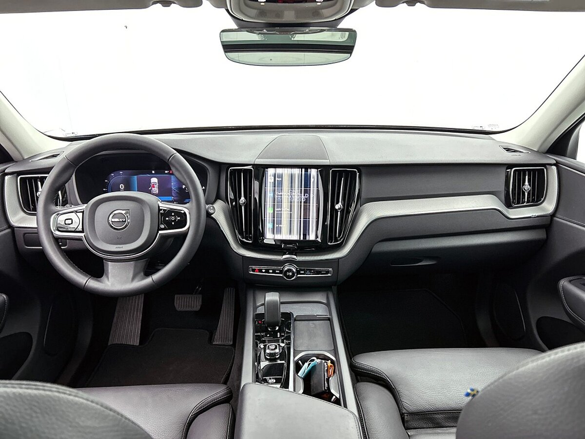 45959912 volvo xc60 2 0 t6 awd plus dark 7 02