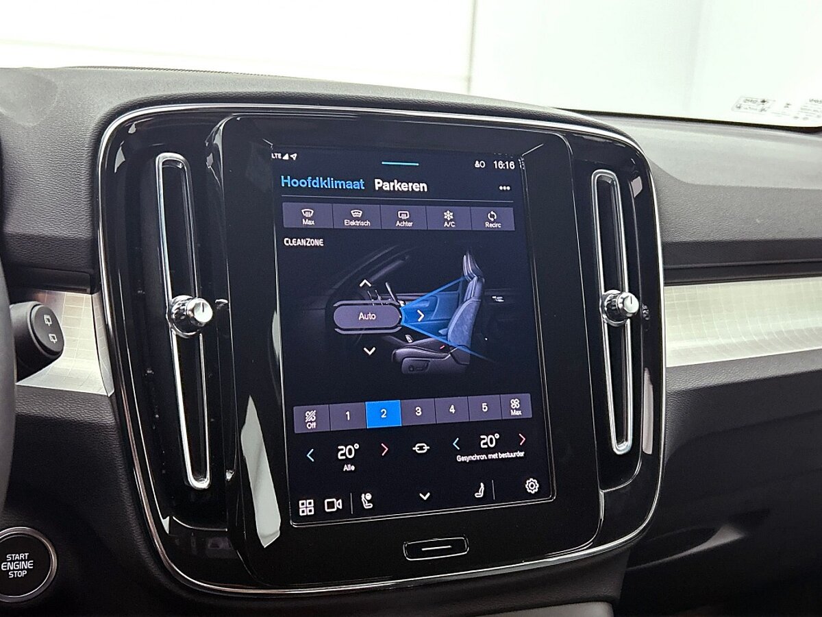 47569062 volvo xc40 2 0 b4 plus dark trekhaak harman kardon 34