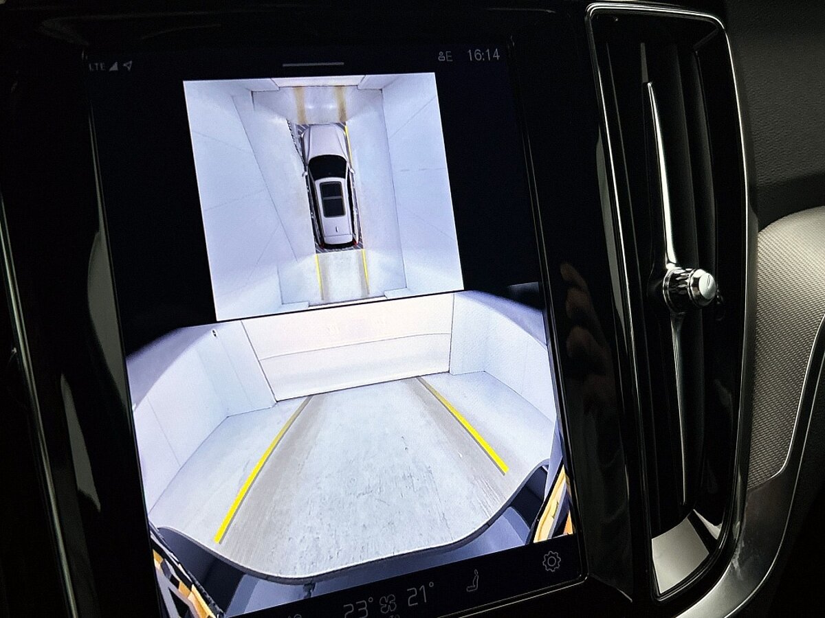 49294915 volvo v60 2 0 t6 awd plus dark 57