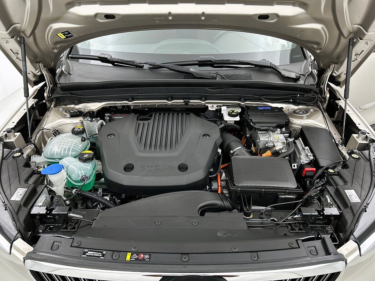 47093947 volvo xc40 1 5 t4 ultimate bright pilot assist trekhaak panoramadak 04