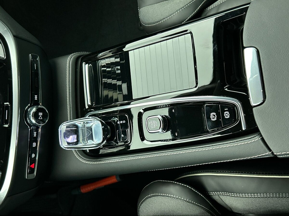 47797613 volvo v60 2 0 t6 awd plus dark trekhaak leder harman kardon audio 63