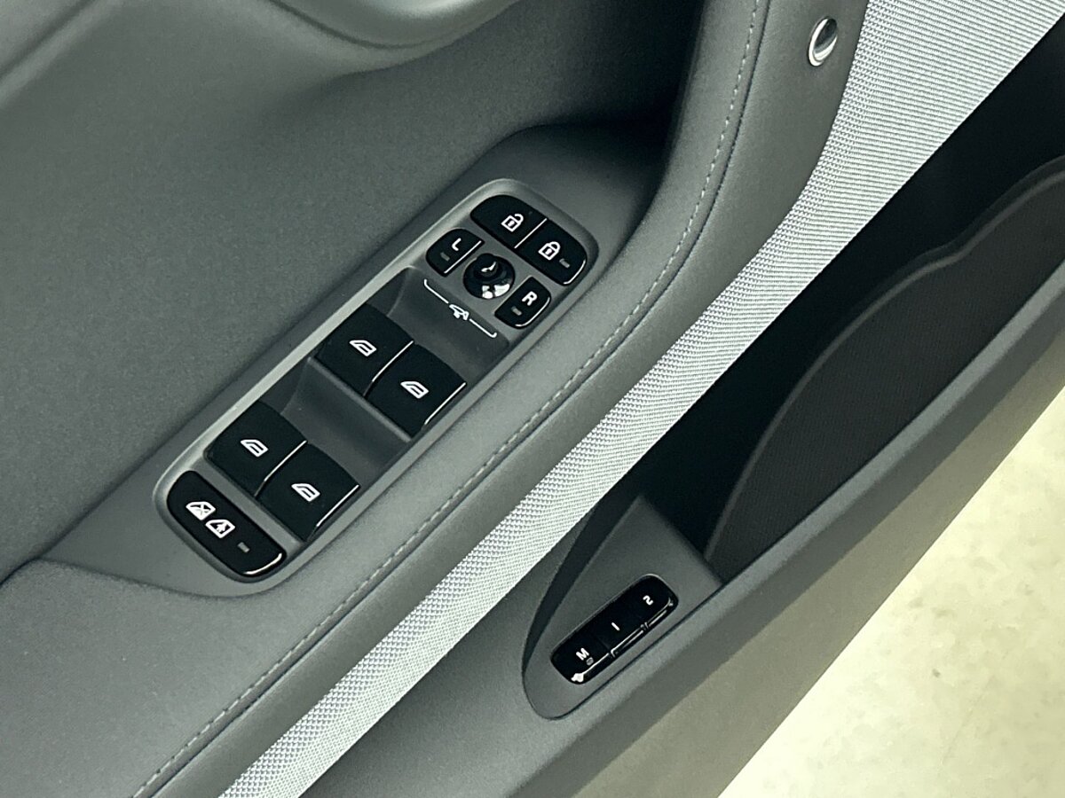 49559841 polestar 2 srsm 70 kwh pilot plus 82