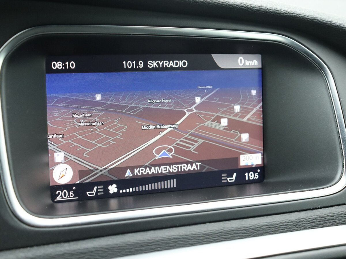 35542103 volvo v40 2 0 t4 business sport panorama dak parkeercamera 74