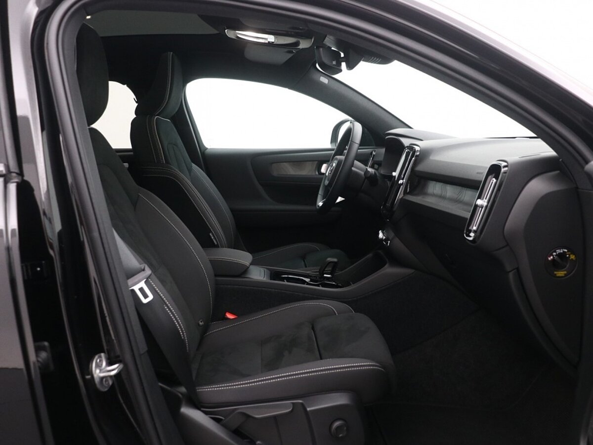 42438640 volvo c40 extended range core 82 kwh climate pakket eebbea