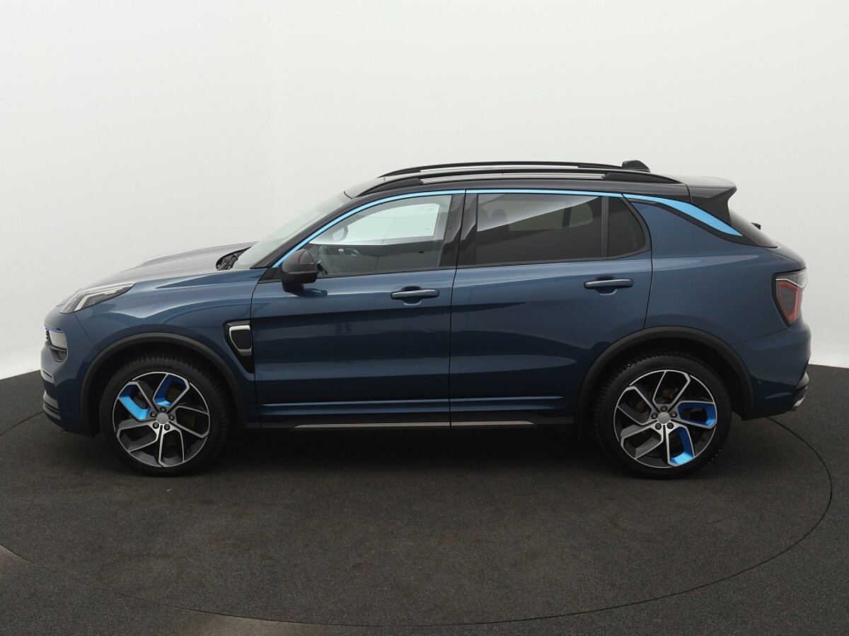 44260170 lynk co 01 1 5 phev 2 03