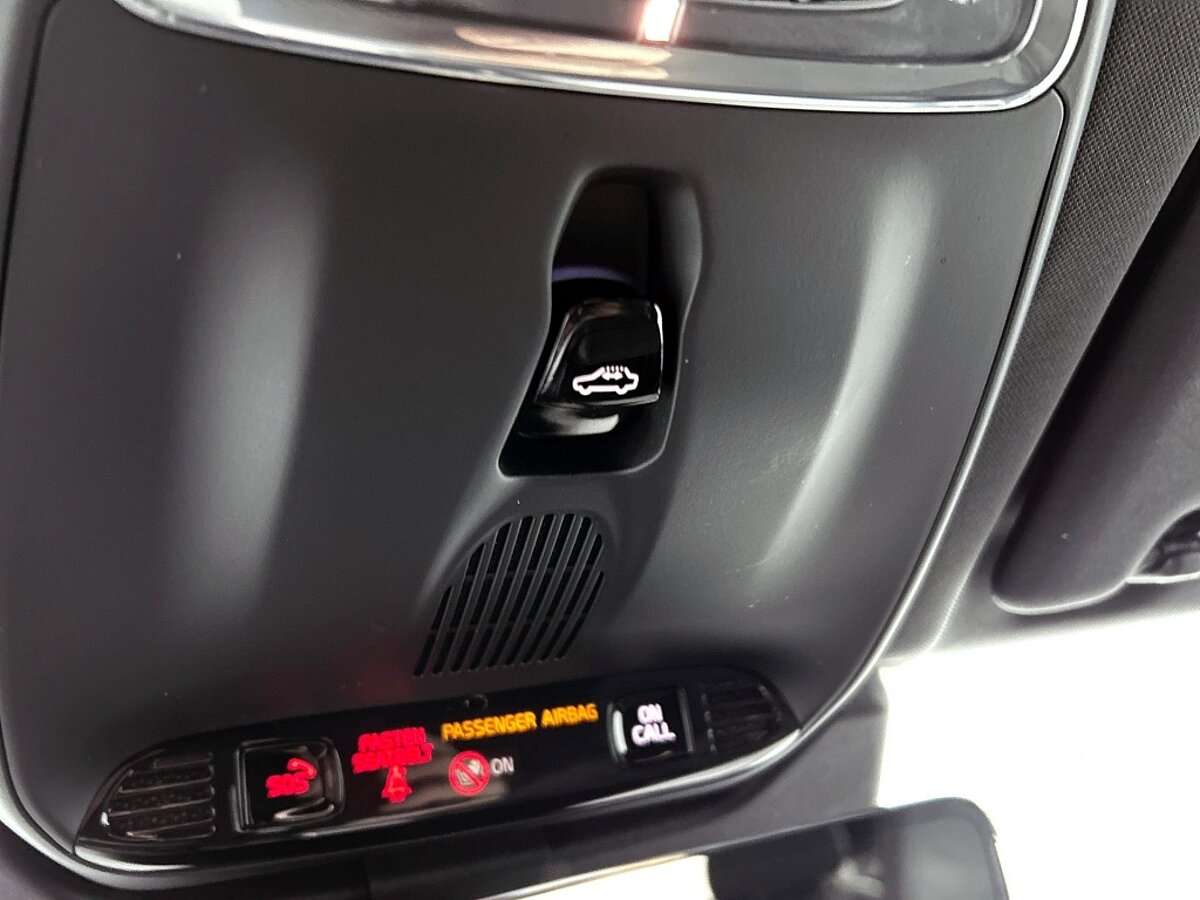 47249816 volvo xc60 2 0 t8 awd r design panoramadak alcantara leder 22