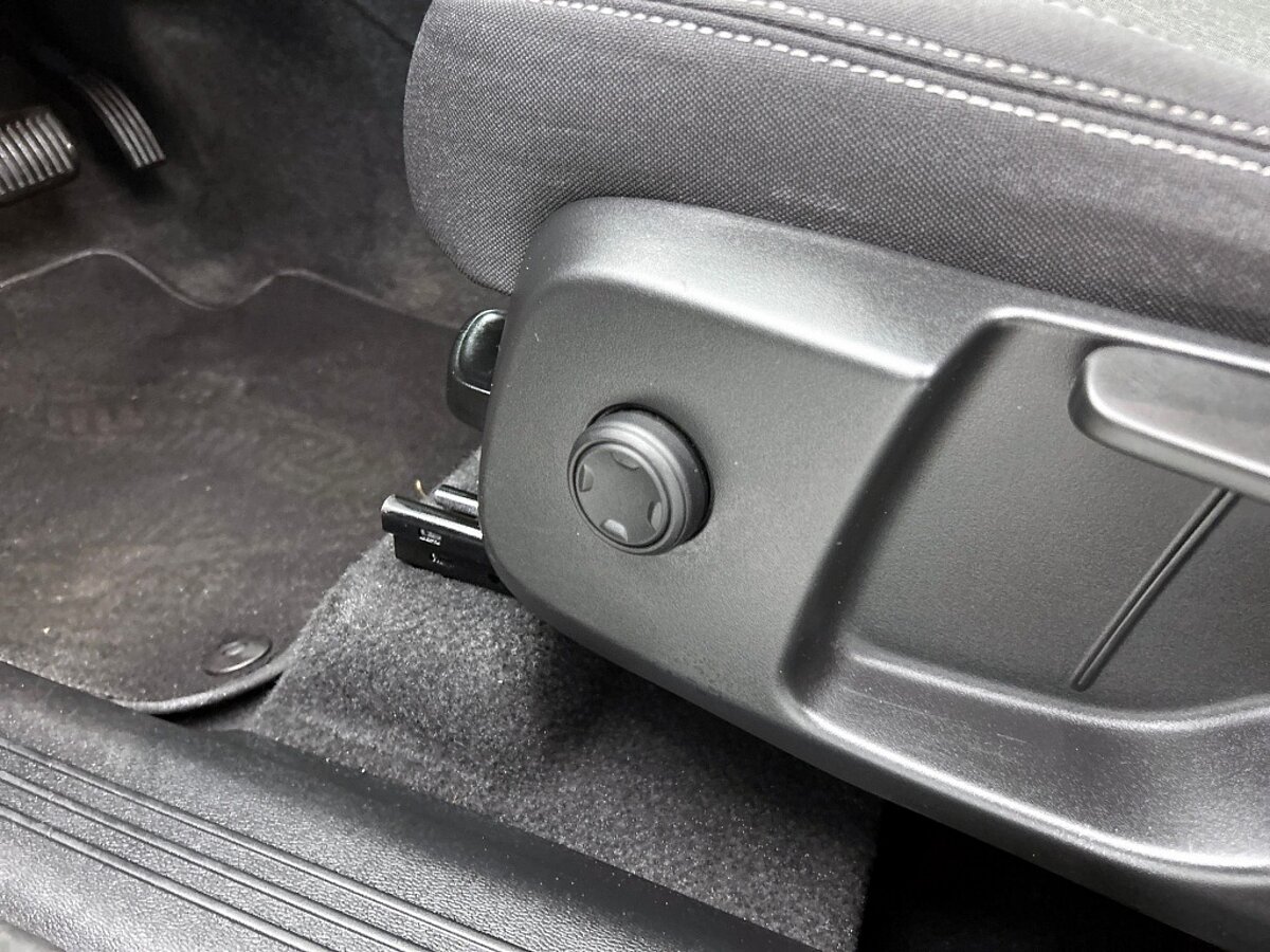 48084421 volvo xc40 1 5 t5 inscription expression navigatie parkeersensoren voor 98