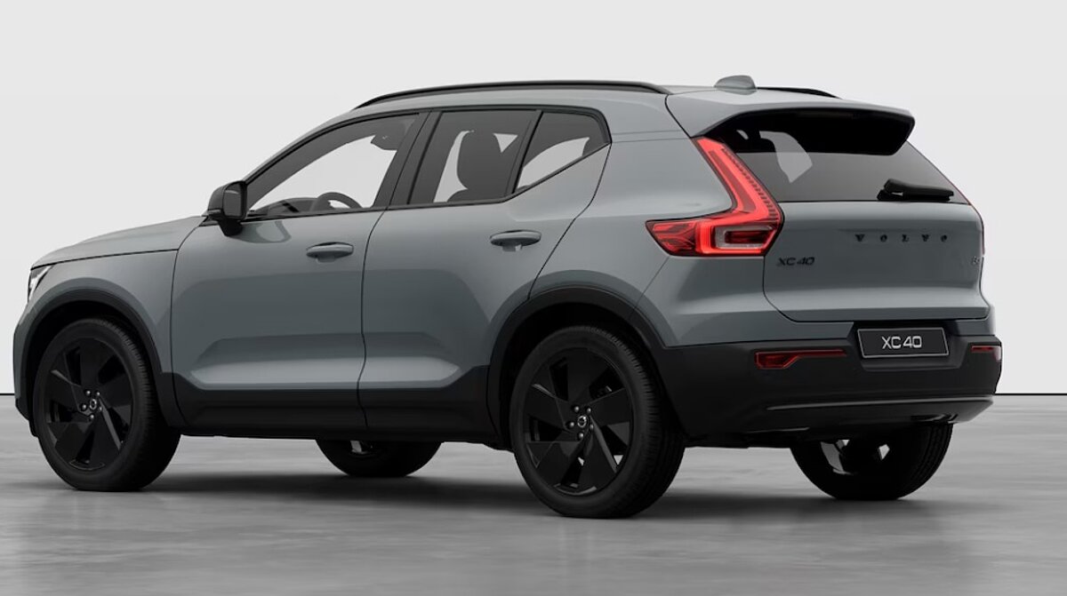 48676704 volvo xc40 plus black edition 2wd 2 05