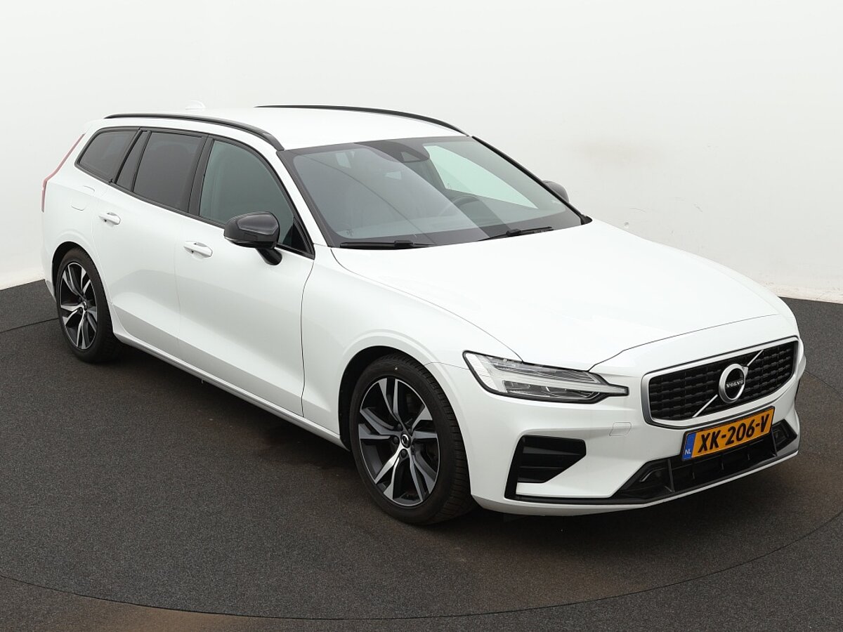34654743 volvo v60 2 0 t5 r design 7 04