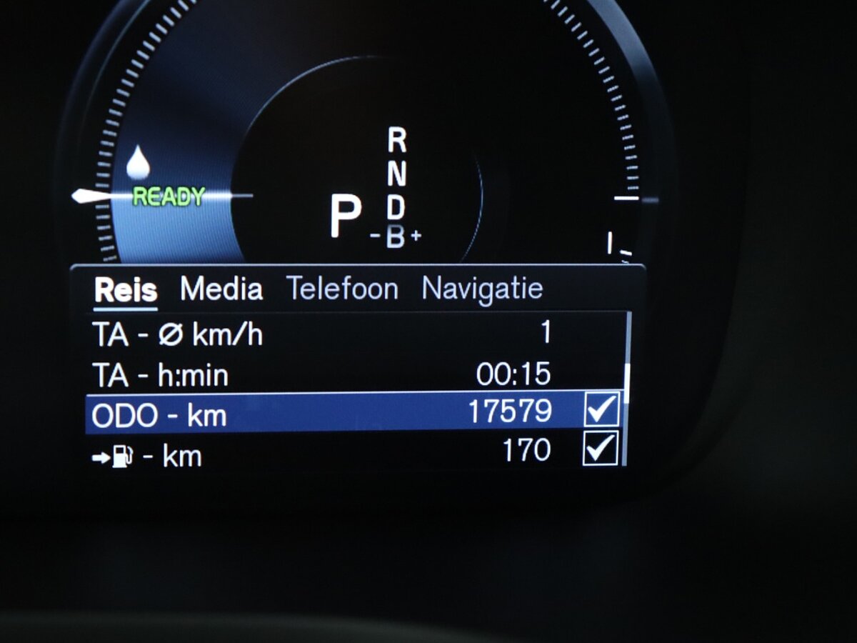 35014607 volvo v60 2 0 t6 recharge awd r design 51