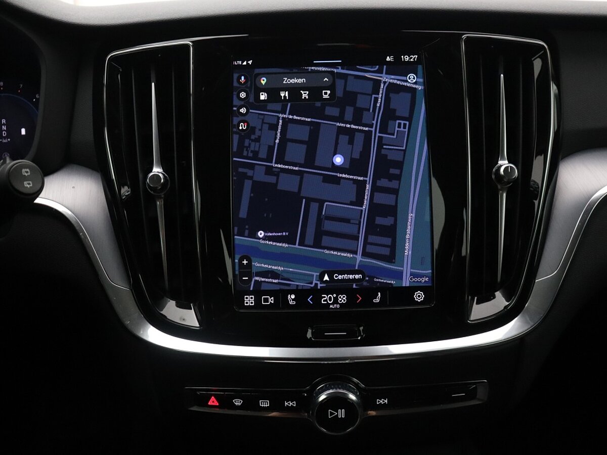 48861045 volvo v60 2 0 b3 essential edition 18 inch wielen trekhaak driver a 50