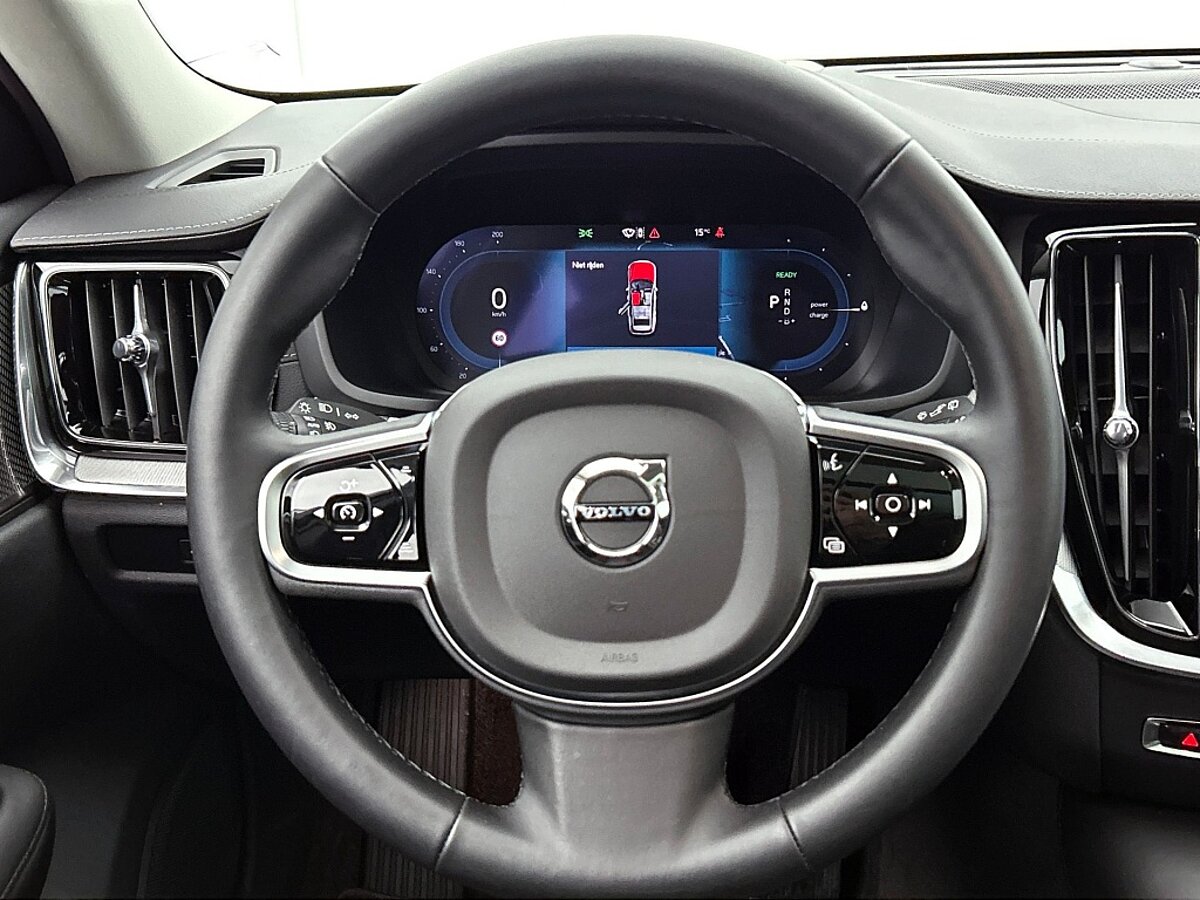 49250153 volvo v60 2 0 t8 awd ultra dark trekhaak panorama dak leder 70