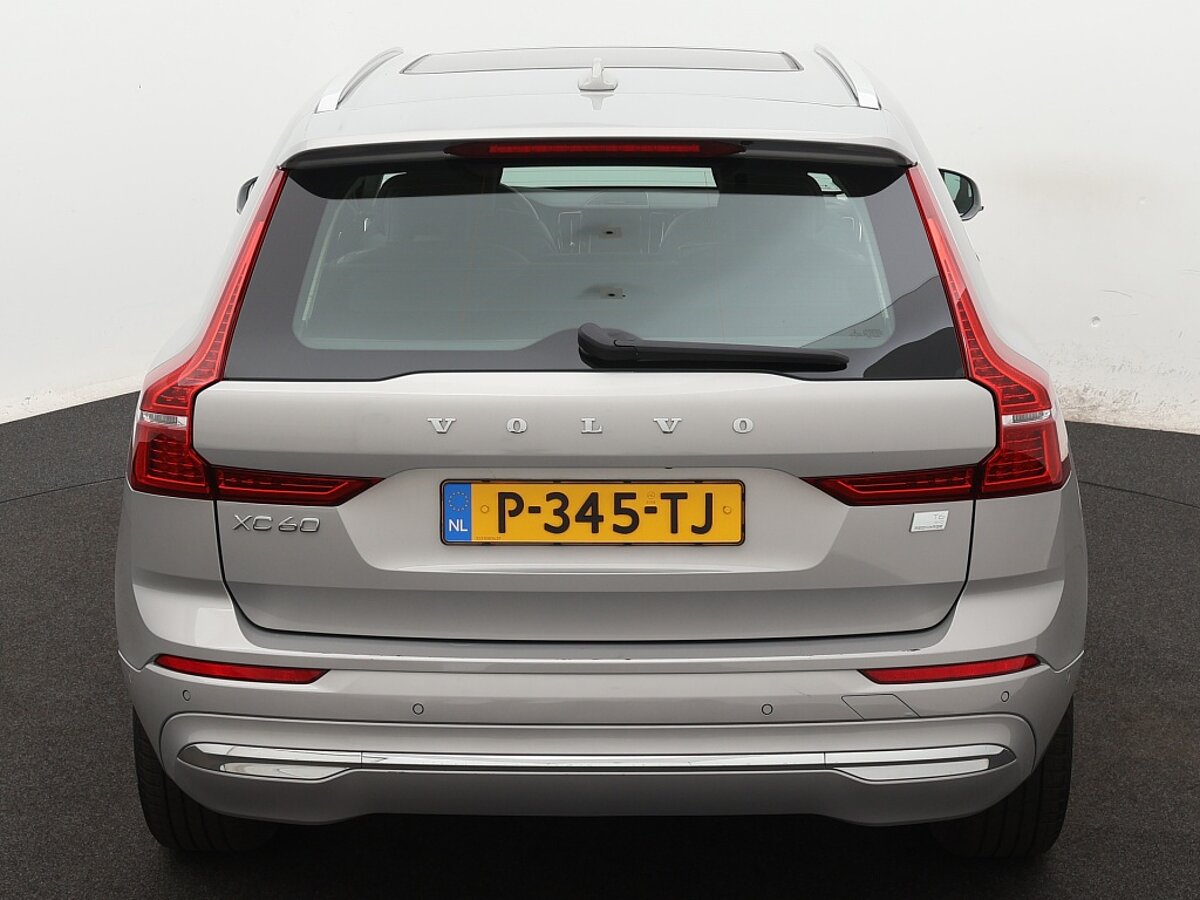 35951890 volvo xc60 2 0 t6 awd inscript 9 04