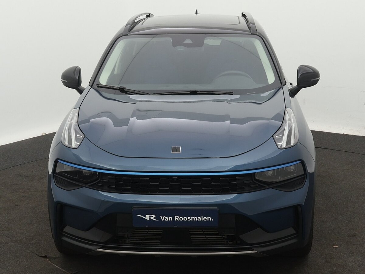 44260170 lynk co 01 1 5 phev 9 03