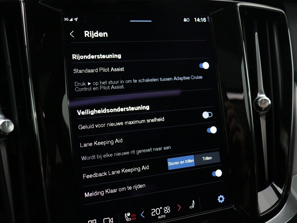 44989390 volvo v60 2 0 b4 plus dark trekhaak panoramadak 4fdbe0