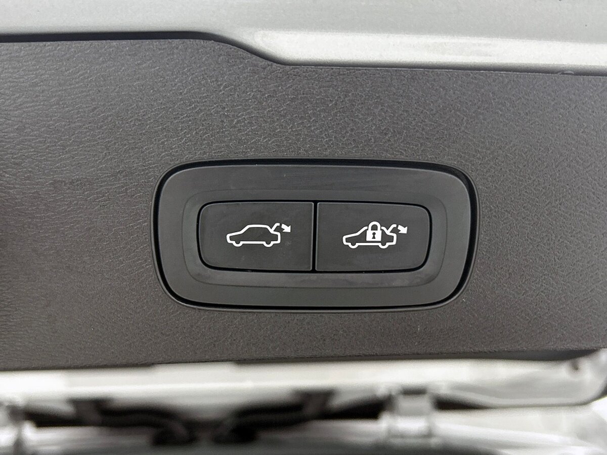 45432779 volvo v60 2 0 t6 plus trekhaak panorama dak 360 camera 11f895