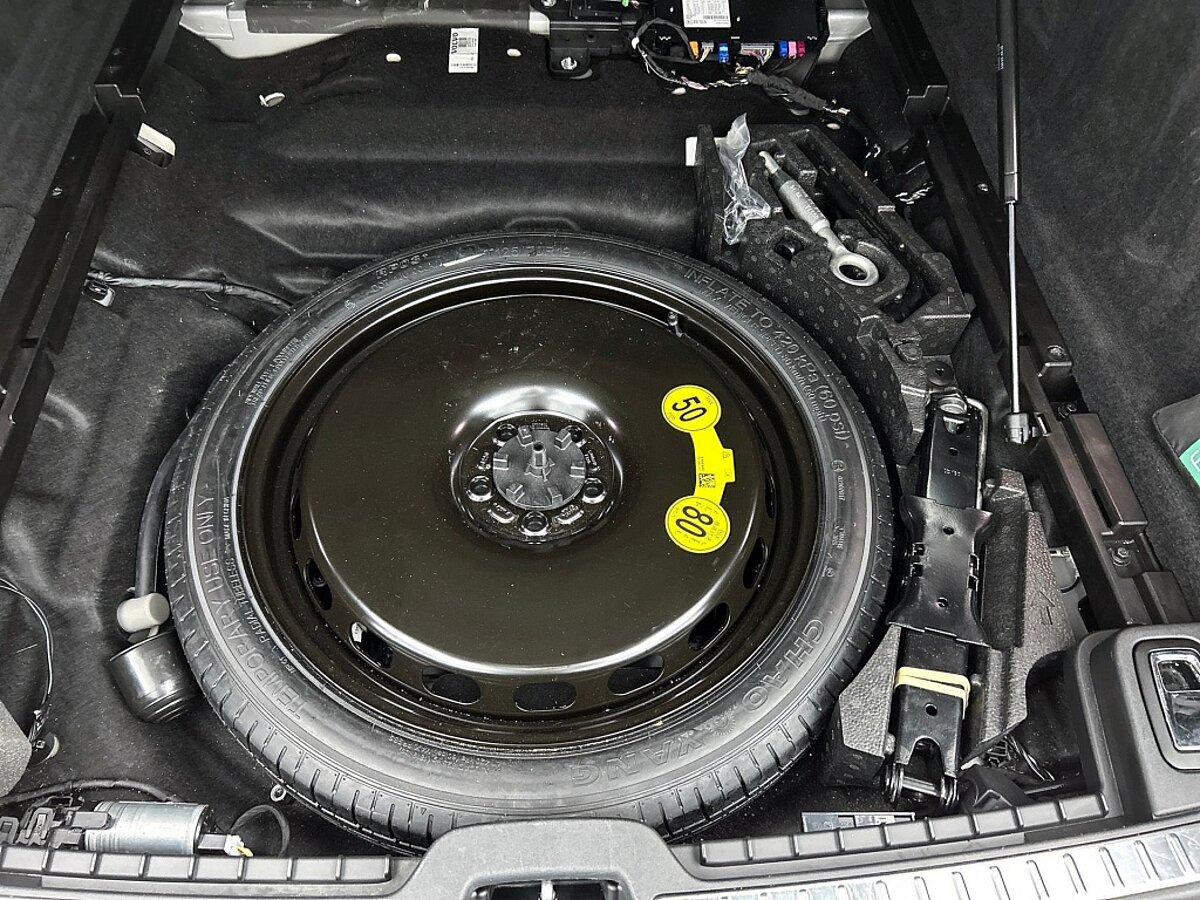 49296312 volvo v90 b4 inscription panoramadak 57