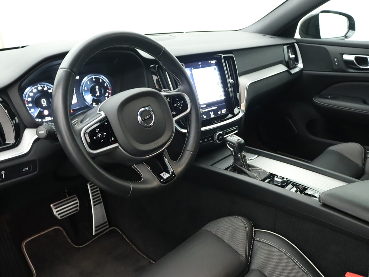 34934681 volvo v60 2 0 t4 r design 4 05