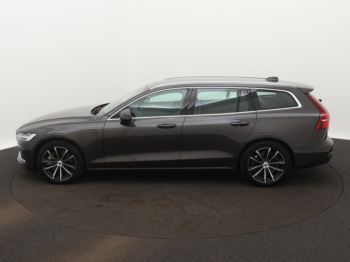 39204316 volvo v60 2 0 t6 awd essential edition adaptive cruise stoelverwarming 2 07