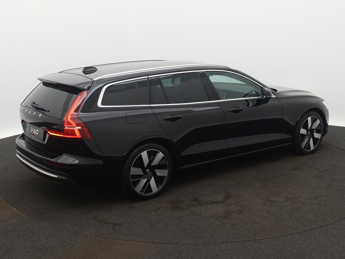 42166349 volvo v60 2 0 t6 essential edition driver assist leder climate 19 69ee64
