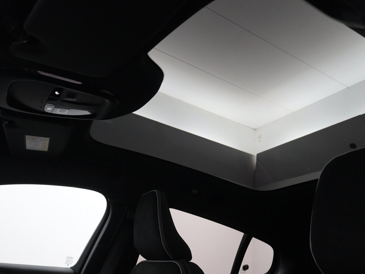 45734610 volvo c40 extended plus 82 kwh adaptive cruise trekhaak getint glas 7bd238