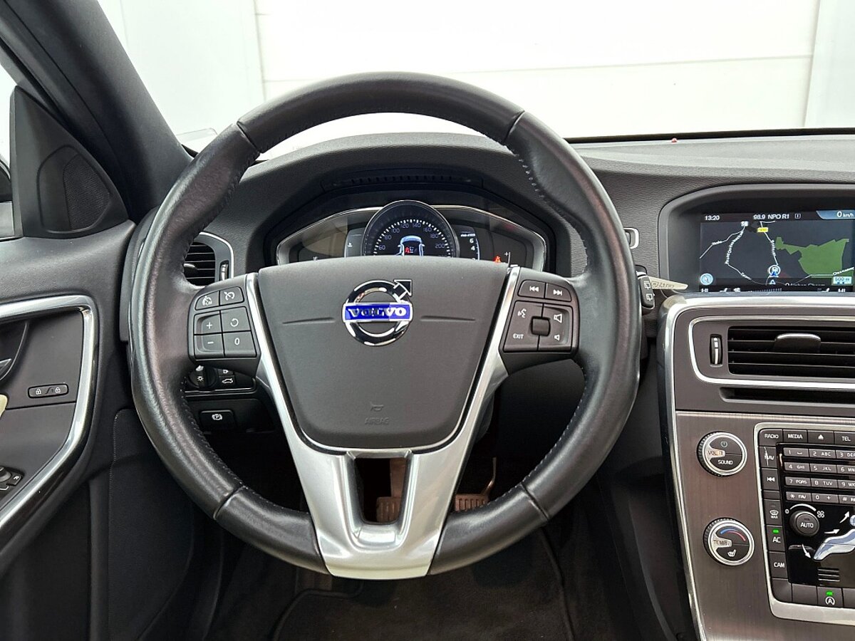 49484330 volvo v60 2 0 t3 nordic lederen bekleding panorama dak stoelverwarm 89