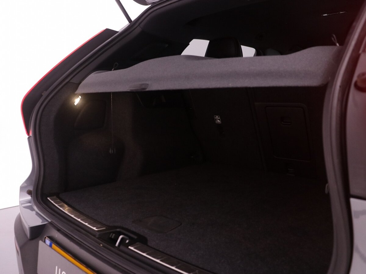 35475620 volvo xc40 2 0 t4 r design bb3d63