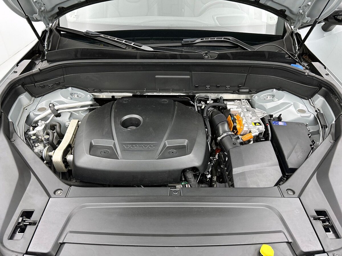 49264734 volvo xc90 t8 dark pano long range 360 20 inch trekhaak 48