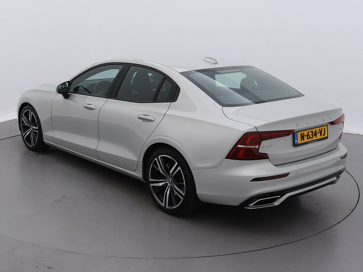 36162684 volvo s60 2 0 b3 r design 3 05