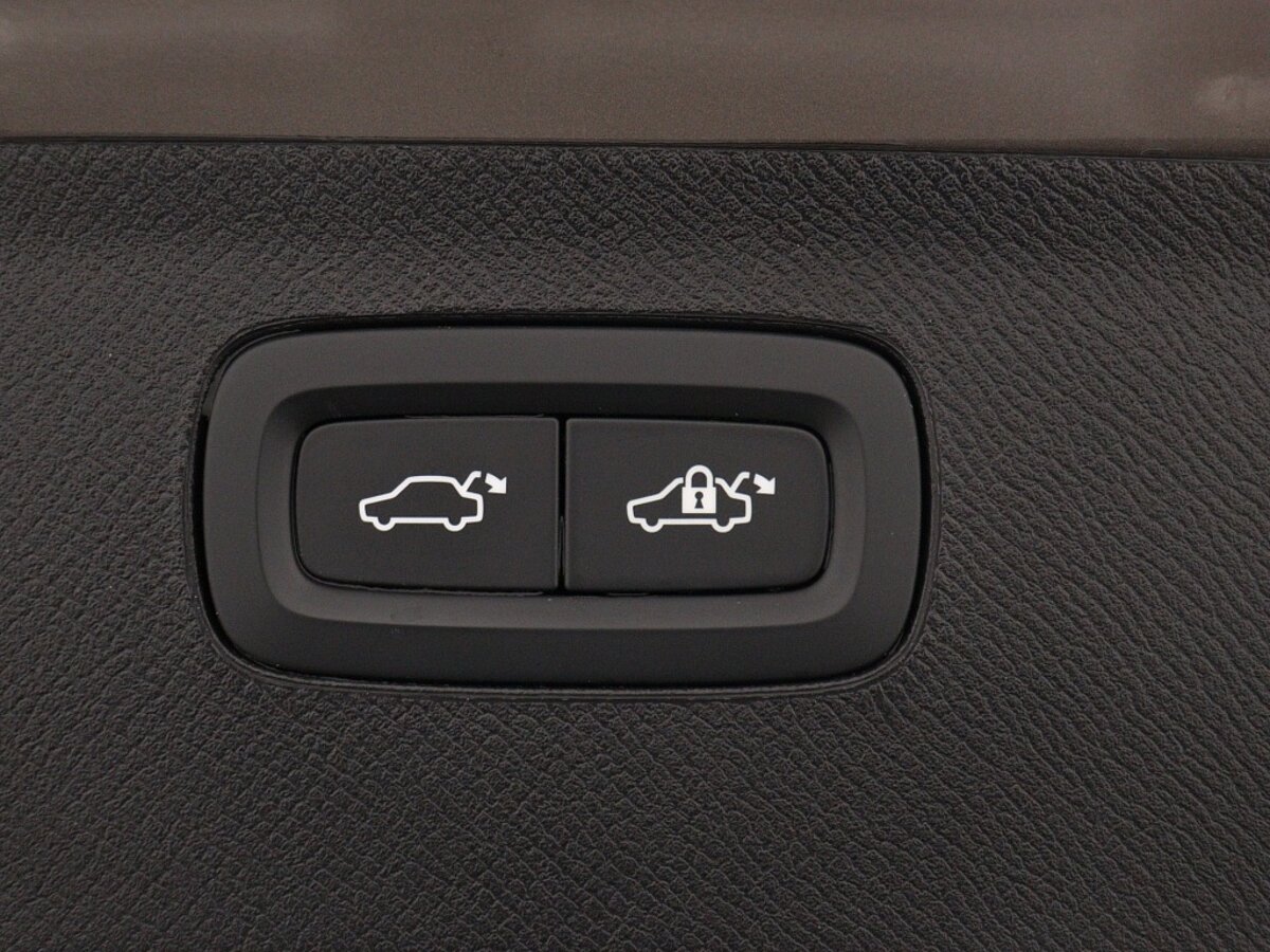 47631694 volvo xc90 2 0 t8 awd ultra dark luchtvering 22 inch lm velgen trekha 3e71c8