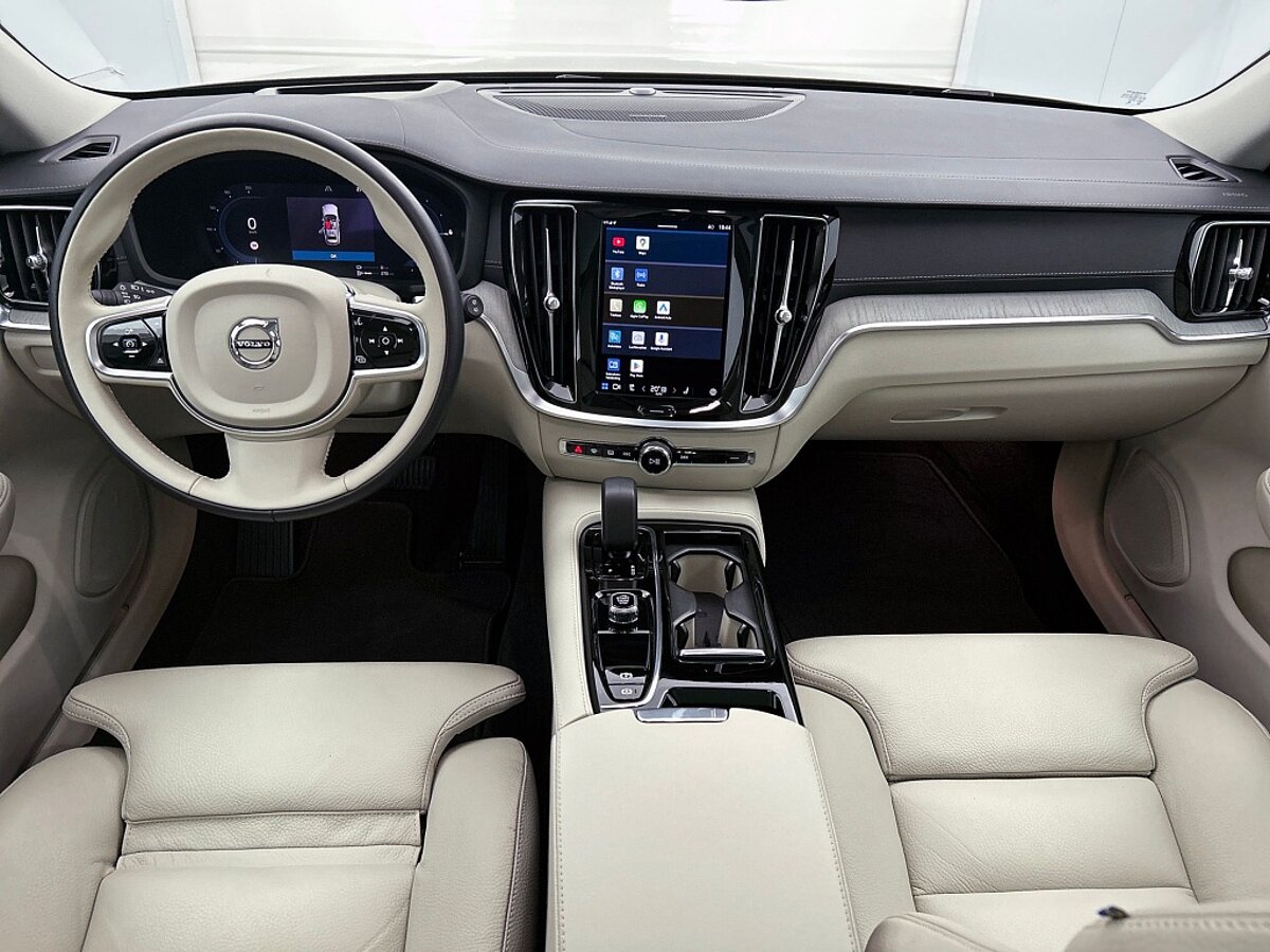 45912620 volvo v60 2 0 t6 awd ultimate bright 360a camera trekhaak panoramada 7 06