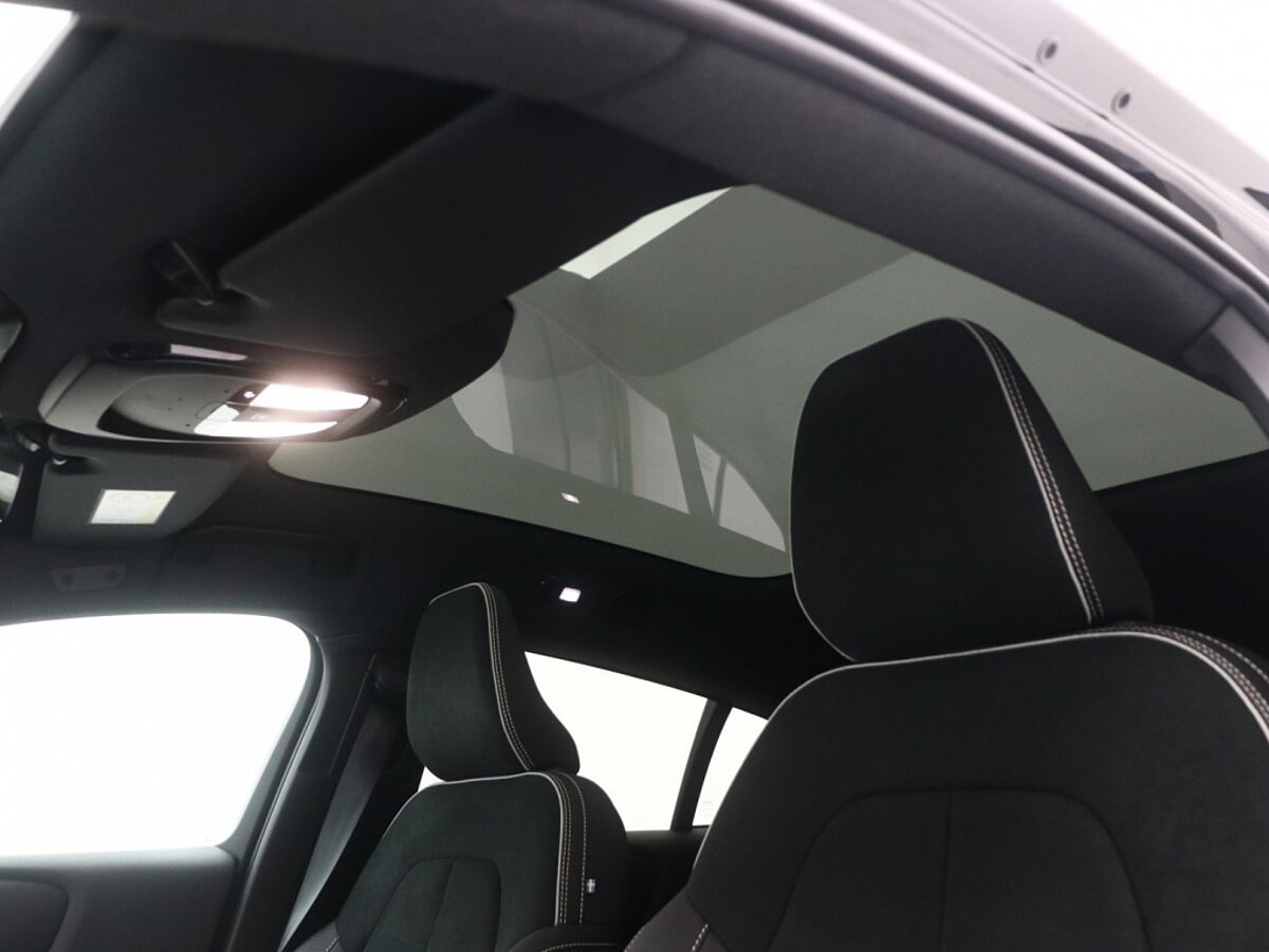 42438640 volvo c40 extended range core 82 kwh climate pakket 65