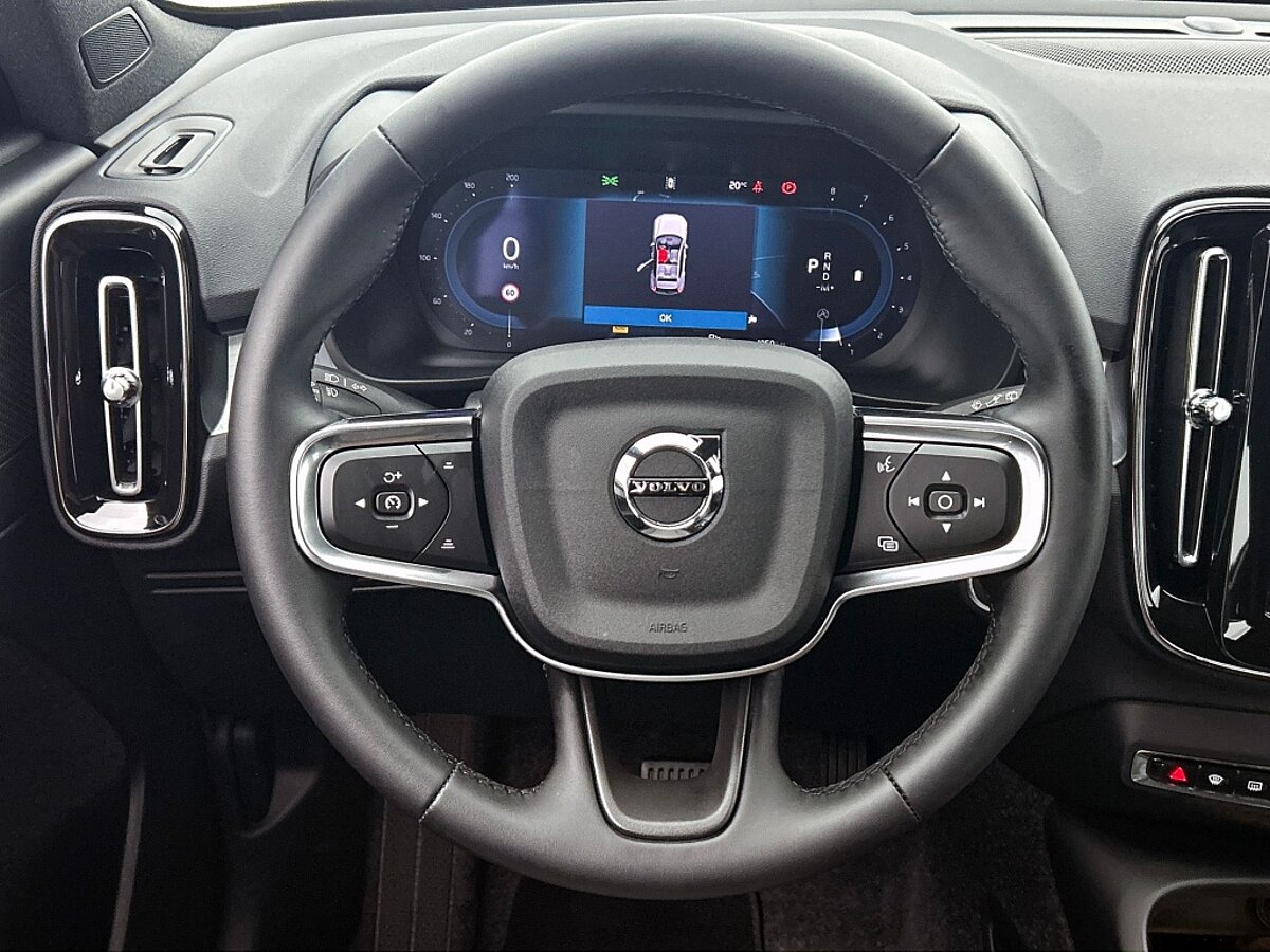 47569062 volvo xc40 2 0 b4 plus dark trekhaak harman kardon 46