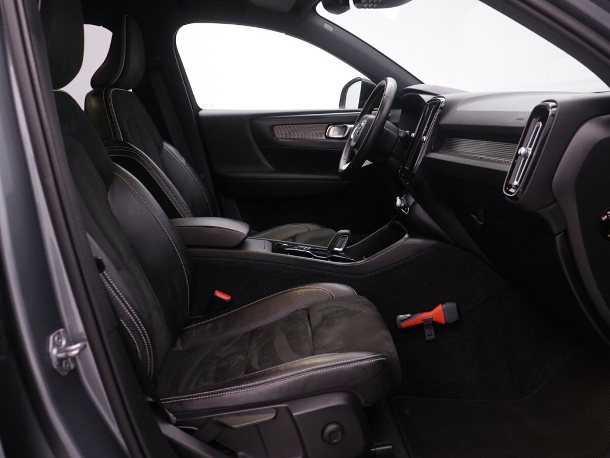35475620 volvo xc40 2 0 t4 r design 36d1cb