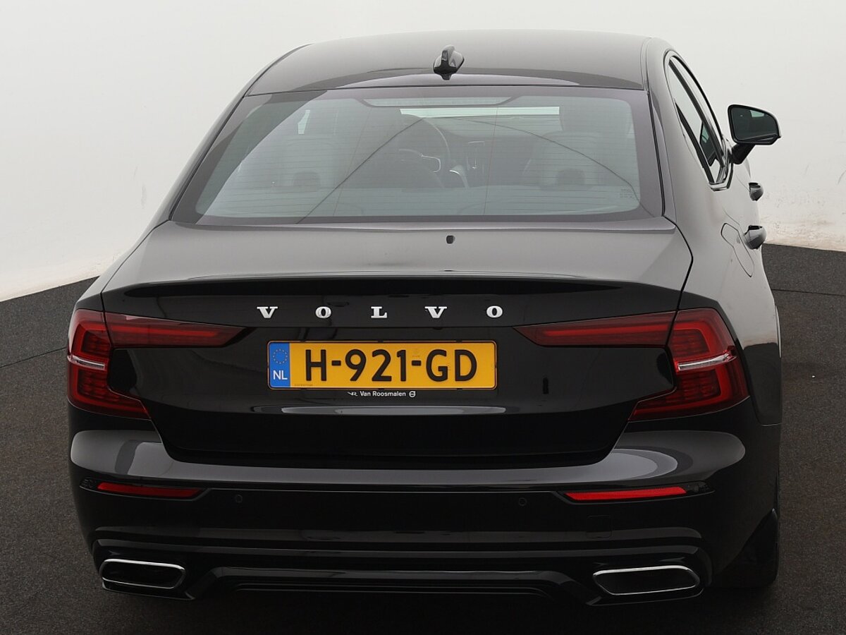 40721356 volvo s60 t6 twin engine r design harman kardon 9 02