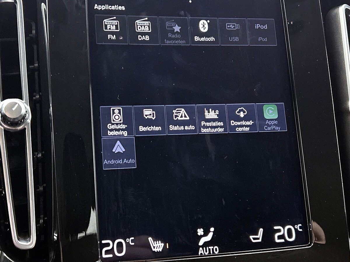 49594695 volvo xc40 1 5 t5 recharge business pro 54