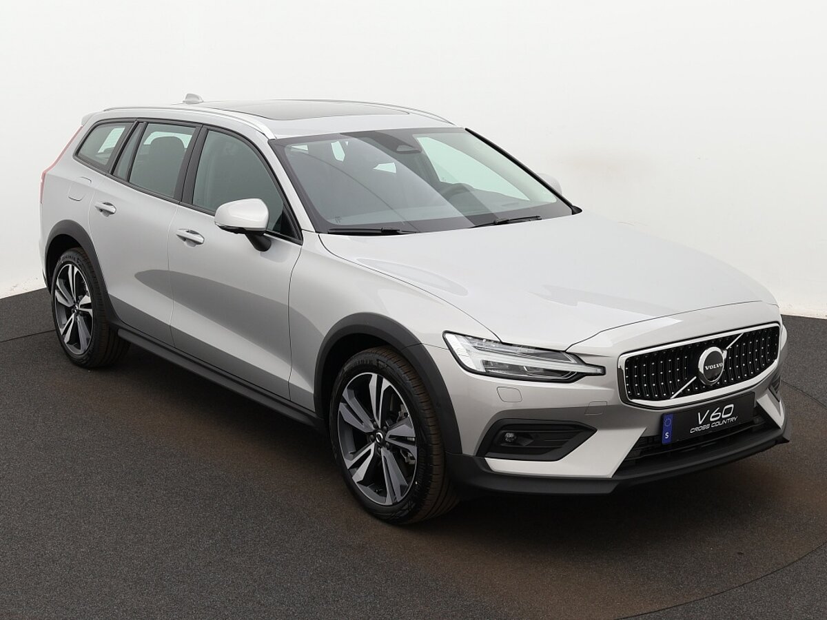 34285528 volvo v60 2 0 b5 cross country awd ultimate panorama dak 360 graden ca 7 02