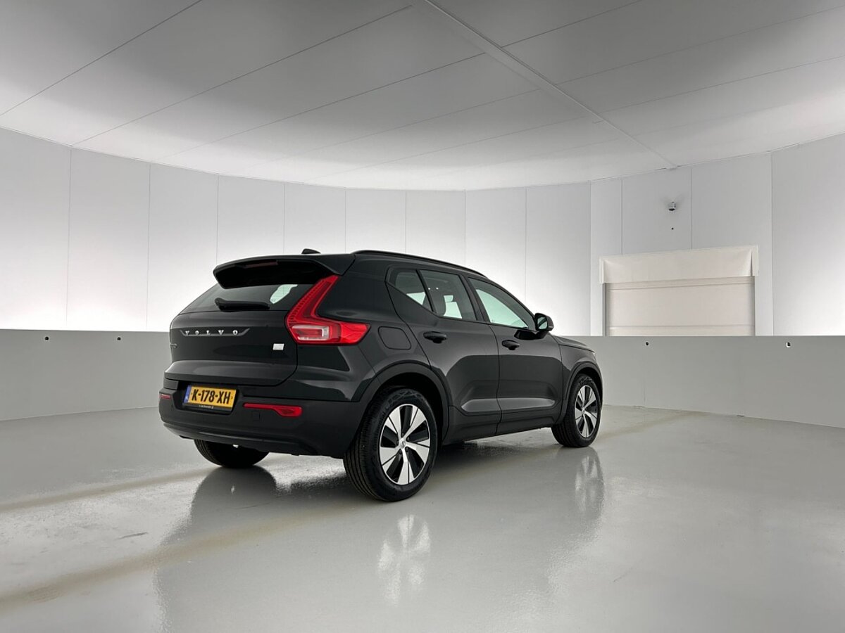 44458767 volvo xc40 1 5 t4 recharge r design expression trekhaak 5 04