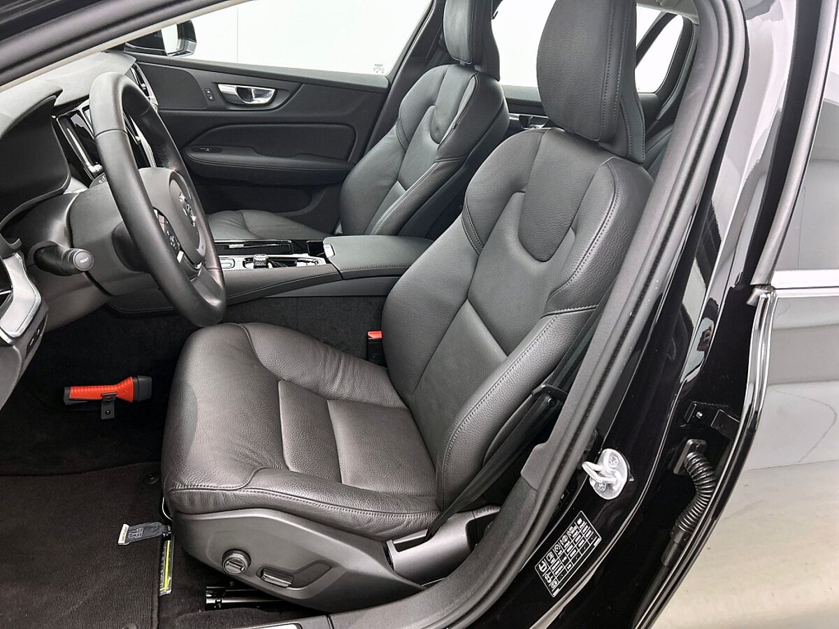 48291005 volvo v60 2 0 t6 bright leder trekhaak climate pack pilot assist 93
