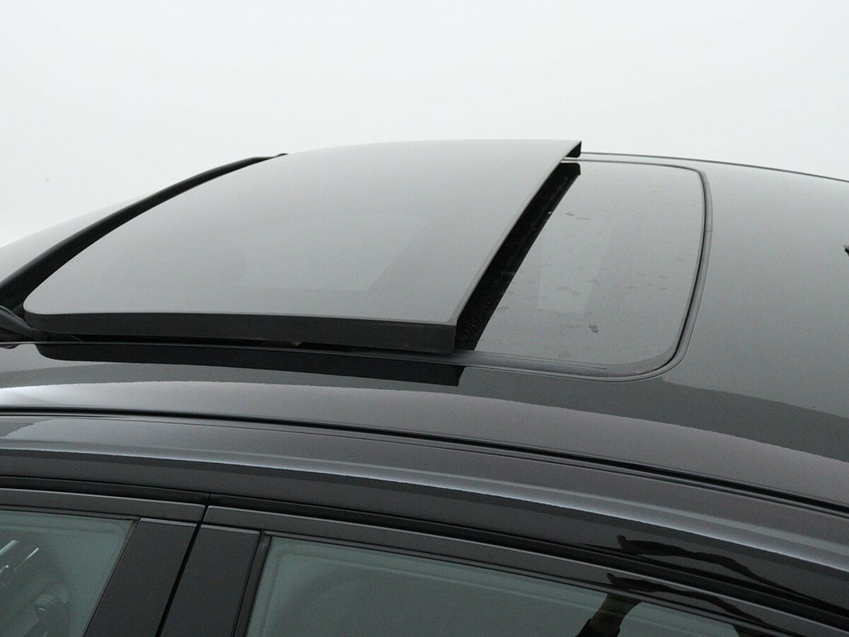 34202865 volvo s60 2 0 b3 r design panoramadak harman kardon voorruitverwarmi 731e76