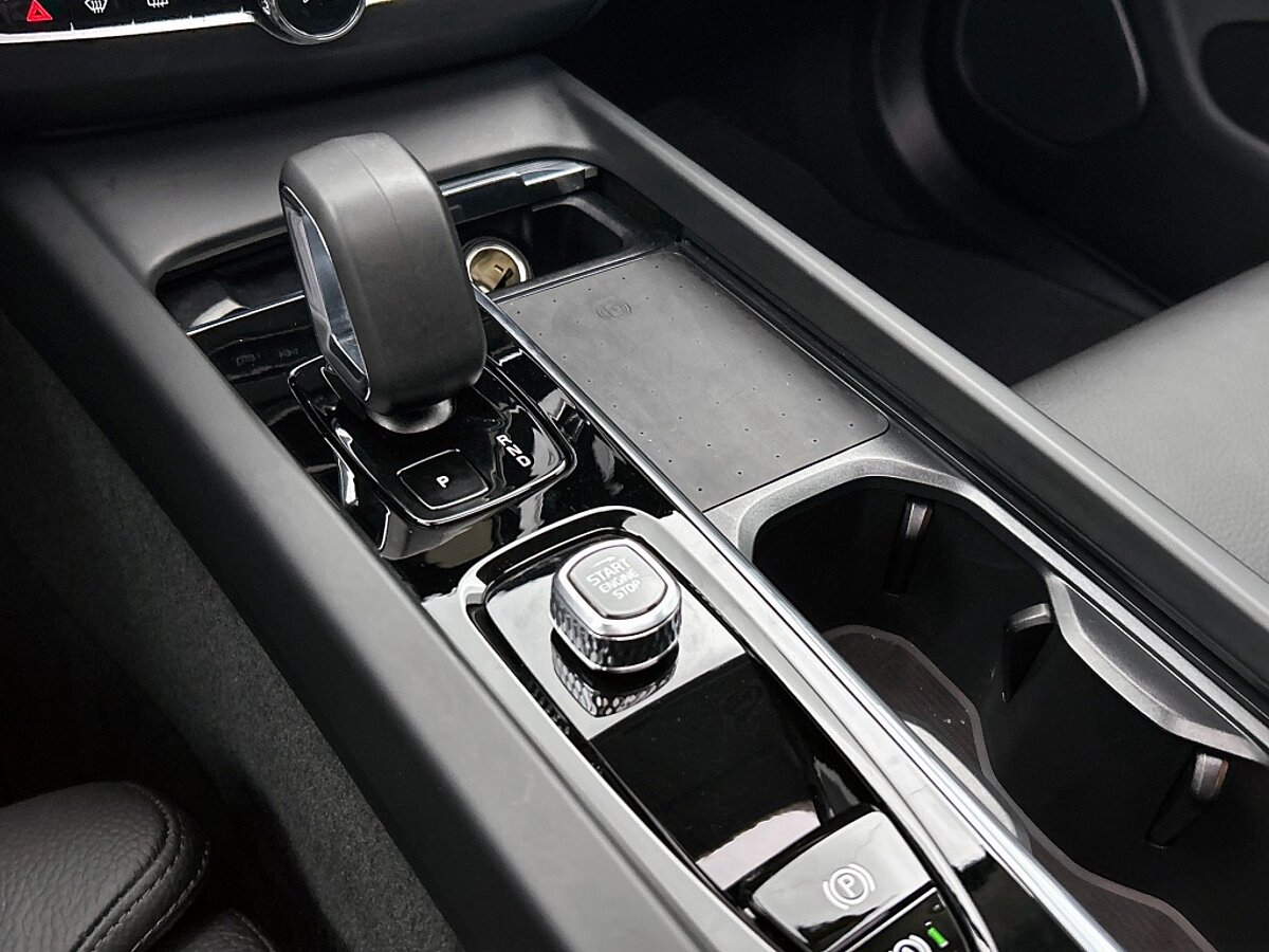 43680818 volvo xc60 2 0 t8 awd plus dark harman kardon panoramadak 42ac29