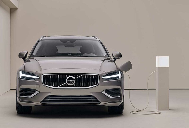 V60 Recharge plug-in hybride heeft nu een elektrische range tot 89 km