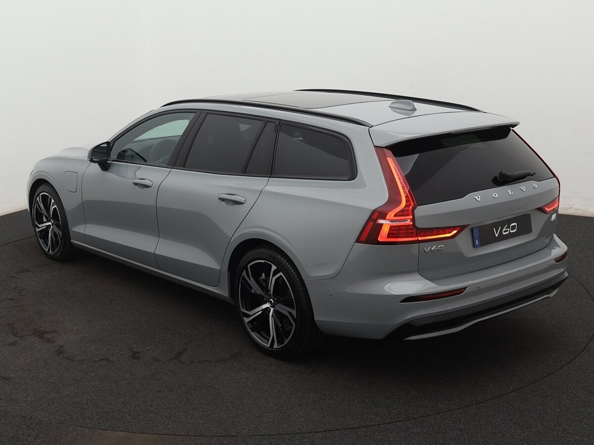 42455185 volvo v60 2 0 t6 awd ultimate dark panoramadak rondomzicht camera 19 3 10